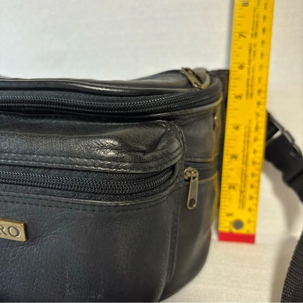 Hi-Pro camera bag adjustable shoulder bag or belt bag Nice 2 compartments